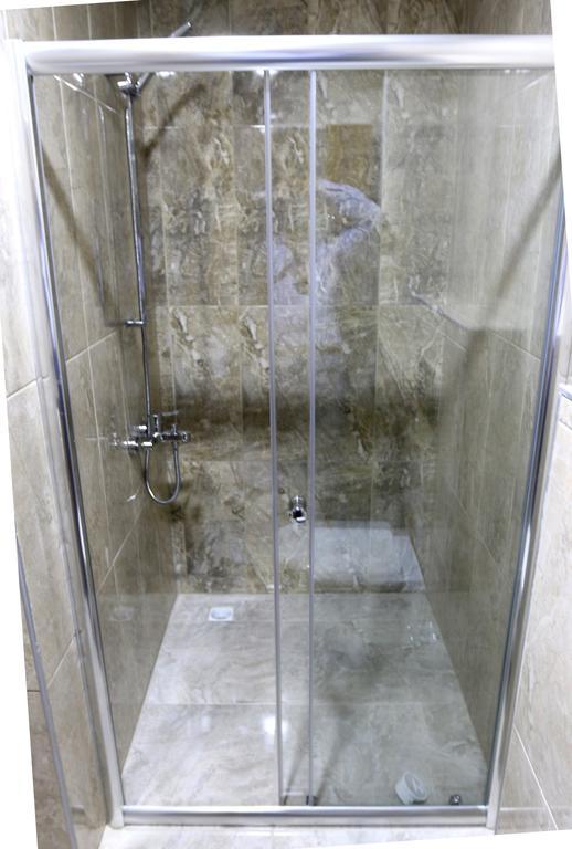טראבזון Central Vip Apartments חדר תמונה